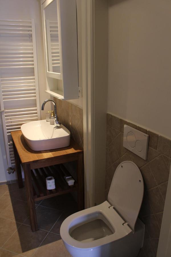 Dorothea Apartment *